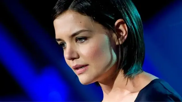 Illustration for “Katie Holmes’ Father Is a Divorce Attorney”